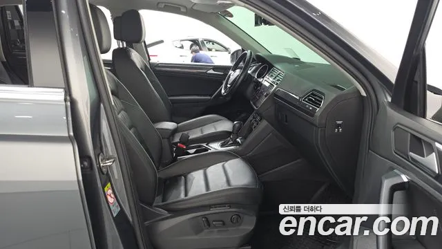 Volkswagen Tiguan 2020 thumb 11
