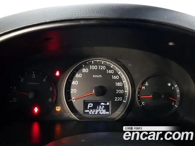Hyundai Starex 2016 thumb 7