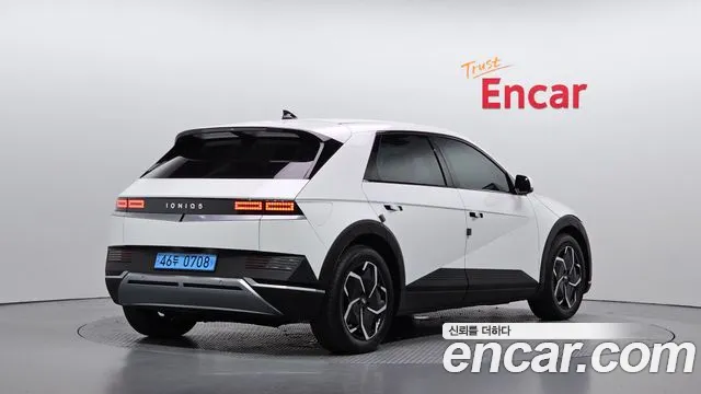Hyundai IONIQ 5 2021 thumb 2