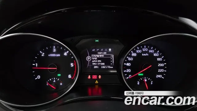 Kia Carnival 2014 thumb 8