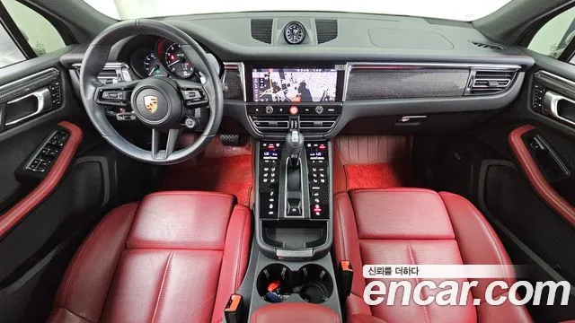 Porsche Macan 2023 thumb 7