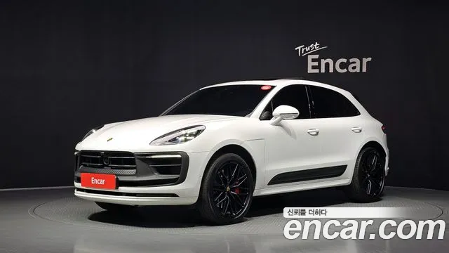 Porsche Macan 2023 thumb 12