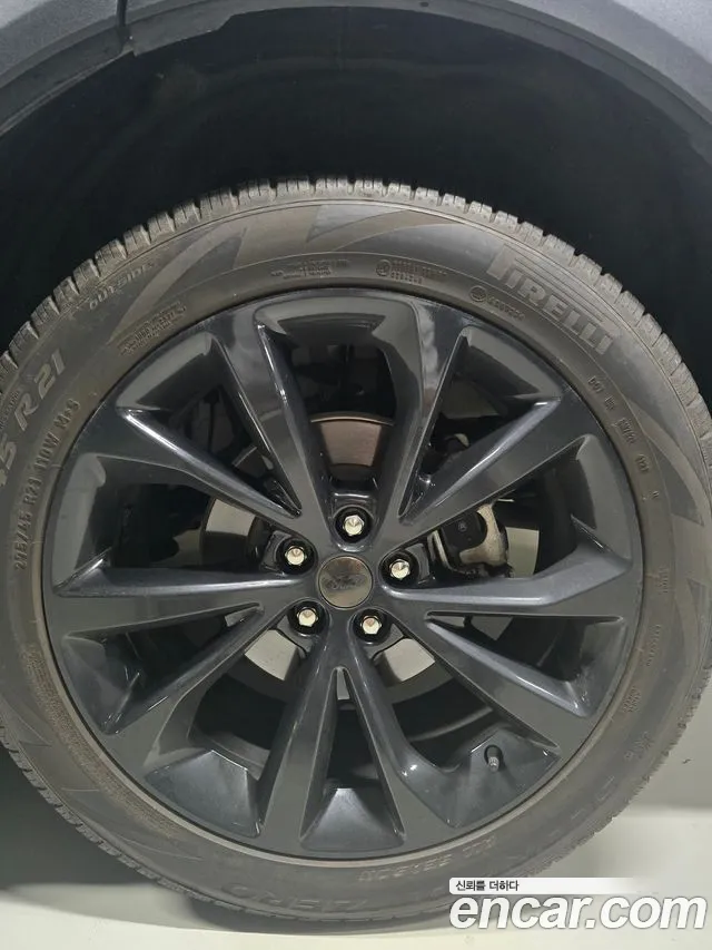Ford Explorer 2021 thumb 5