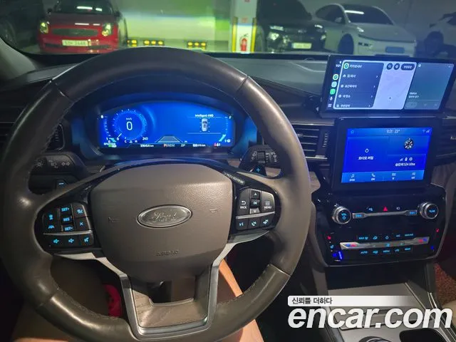Ford Explorer 2021 thumb 10