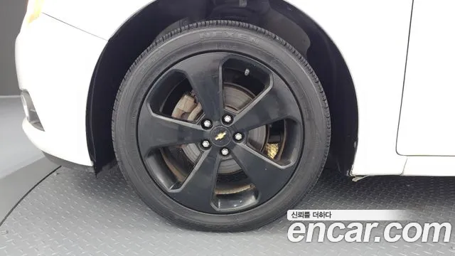 ChevroletGMDaewoo Cruze 2012 thumb 5