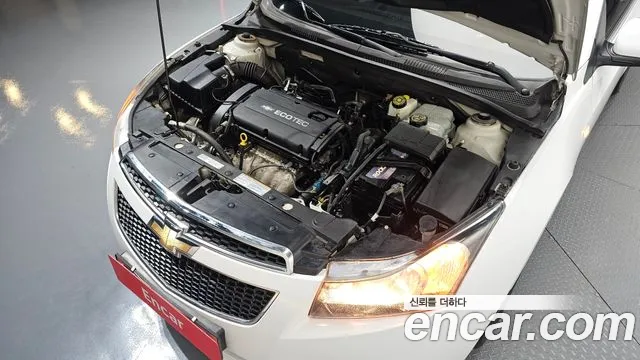 ChevroletGMDaewoo Cruze 2012 thumb 6