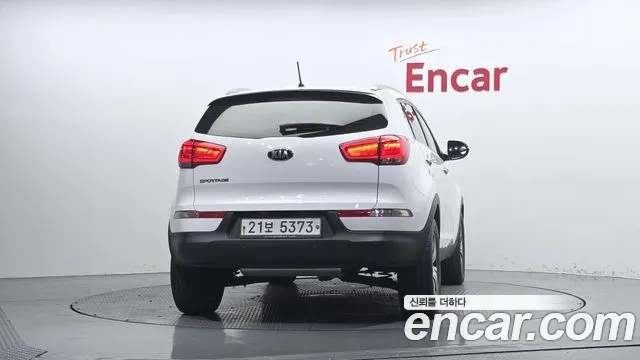 Kia Sportage 2015 thumb 4