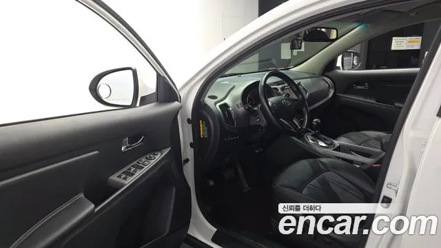 Kia Sportage 2015 thumb 10