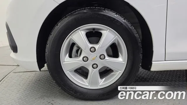 ChevroletGMDaewoo Spark 2016 thumb 4