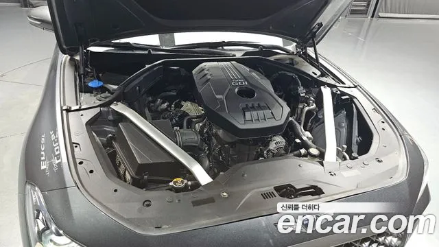 Genesis G70 2017 thumb 6
