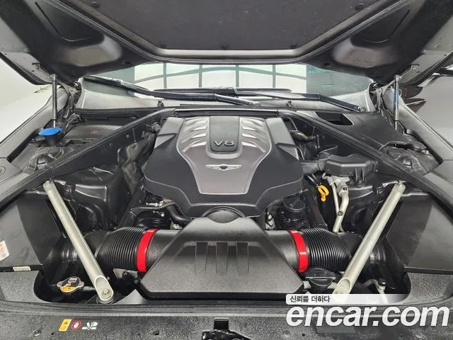 Genesis G90 2017 thumb 4