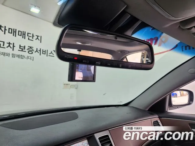 Hyundai Genesis 2013 thumb 8