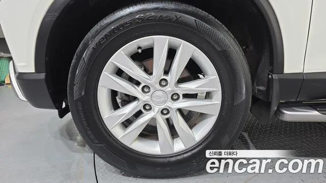 KG_Mobility_Ssangyong Rexton 2019 thumb 5