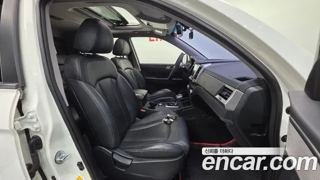 KG_Mobility_Ssangyong Rexton 2019 thumb 10