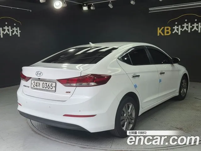 Hyundai Avante 2016 thumb 4