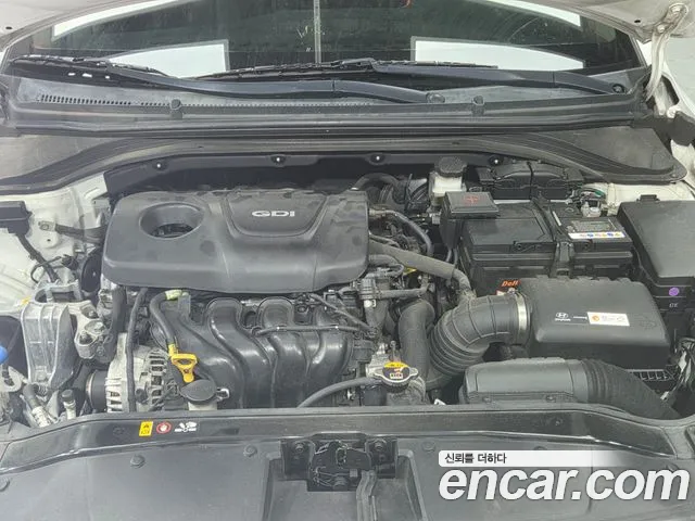 Hyundai Avante 2016 thumb 10
