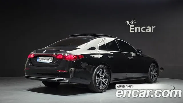 Mercedes-Benz E-Класс 2025 thumb 2