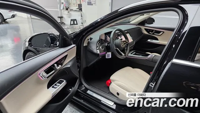 Mercedes-Benz E-Класс 2025 thumb 10