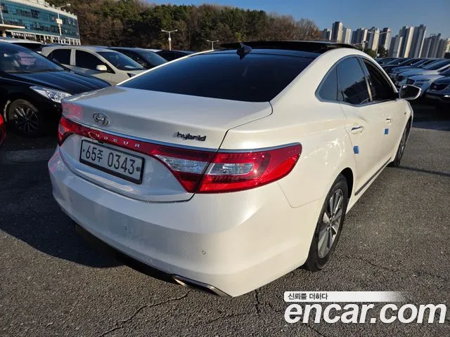 Hyundai Grandeur 2015 thumb 2