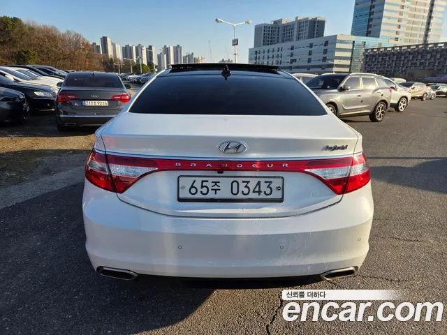 Hyundai Grandeur 2015 thumb 4