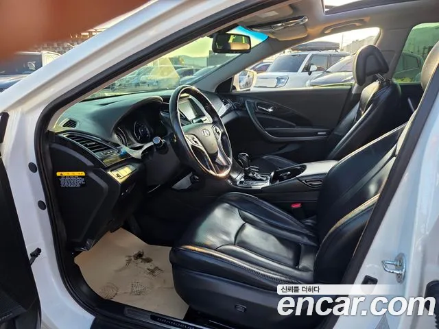 Hyundai Grandeur 2015 thumb 10