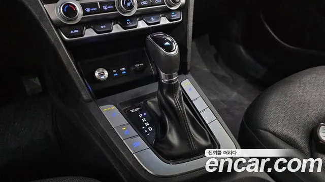 Hyundai Avante 2019 thumb 9