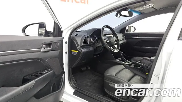 Hyundai Avante 2019 thumb 10