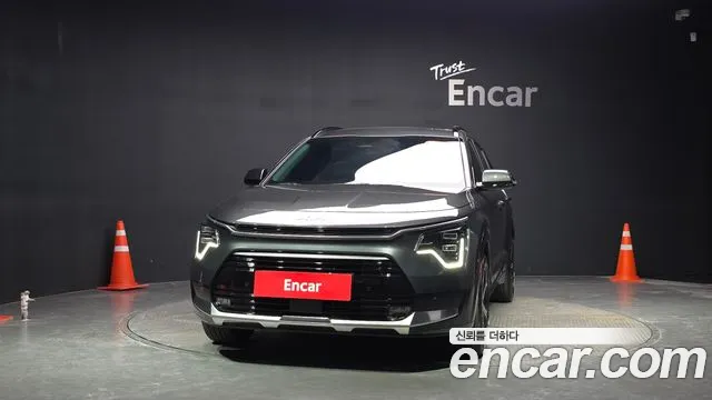 Kia Niro 2025 thumb 2