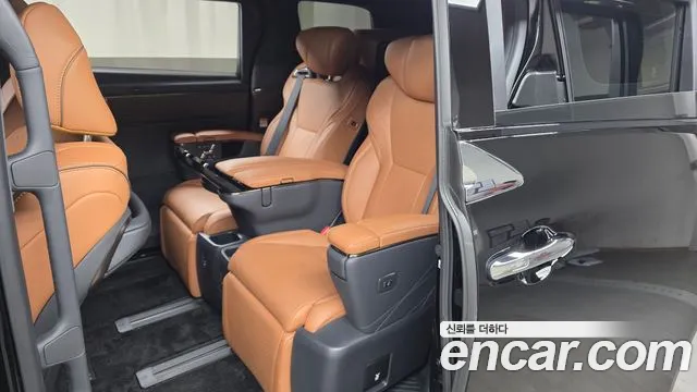 Toyota Alphard 2025 thumb 11
