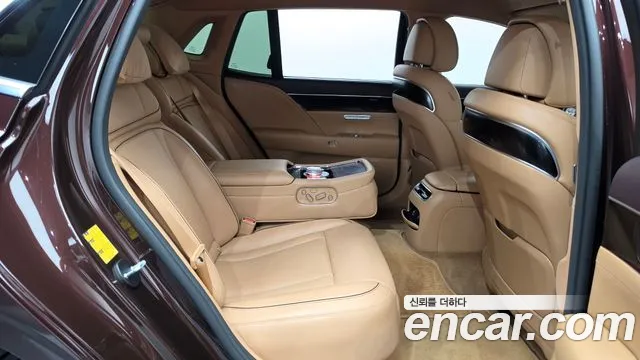 Genesis G90 2022 thumb 11