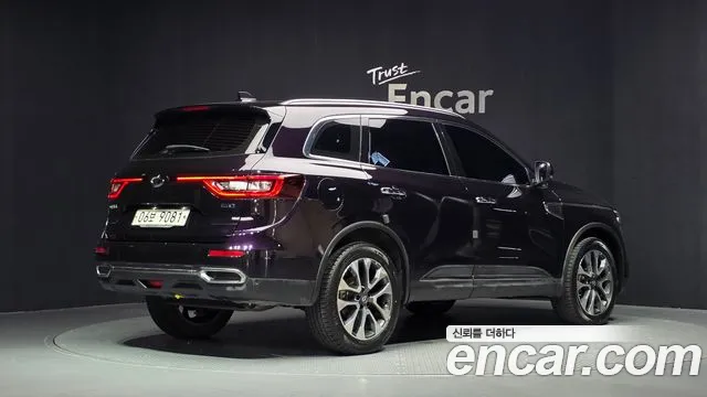 Renault-KoreaSamsung Koleos 2017 thumb 2