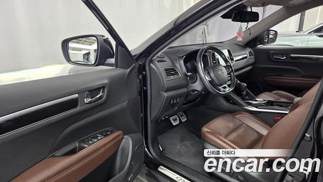 Renault-KoreaSamsung Koleos 2017 thumb 10