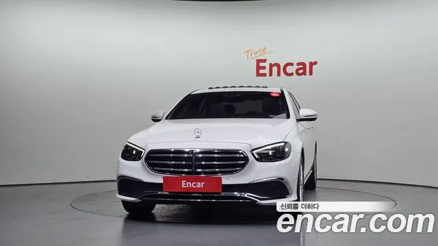 Mercedes-Benz E-Класс 2022 thumb 3