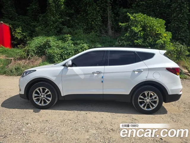 Hyundai Santa Fe 2017 thumb 3