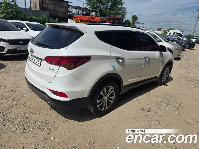Hyundai Santa Fe 2017 thumb 6