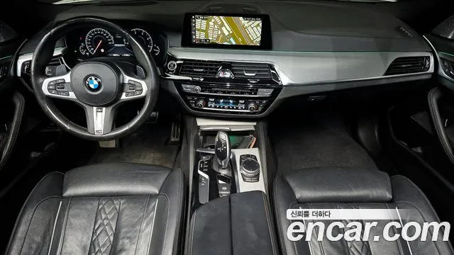BMW 5-Series 2019 thumb 7