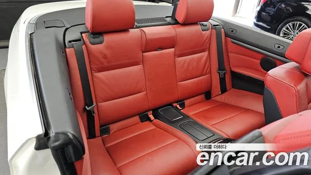 BMW 3-Series 2012 thumb 12