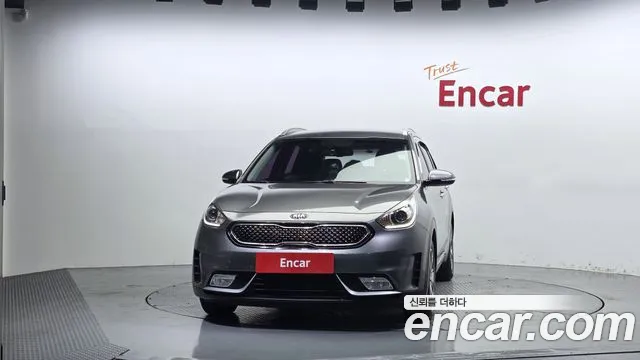 Kia Niro 2016 thumb 3