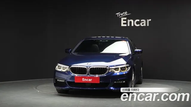 BMW 5-Series 2017 thumb 3
