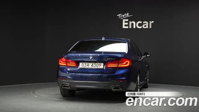 BMW 5-Series 2017 thumb 4