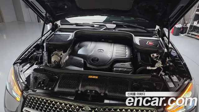 Mercedes-Benz GLE 2024 thumb 5