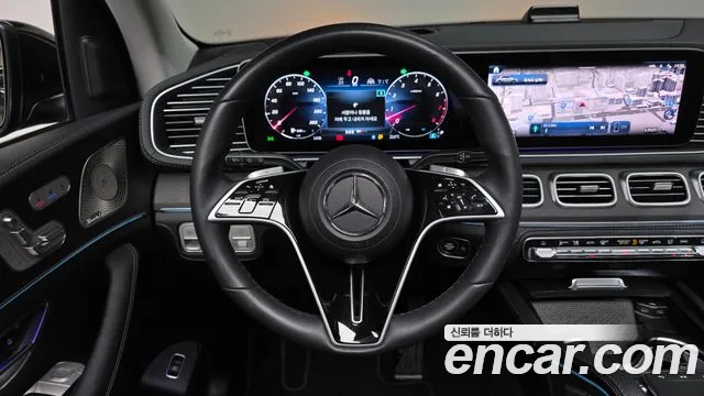 Mercedes-Benz GLE 2024 thumb 12