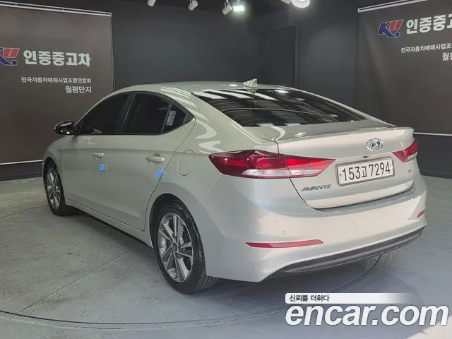 Hyundai Avante 2018 thumb 4