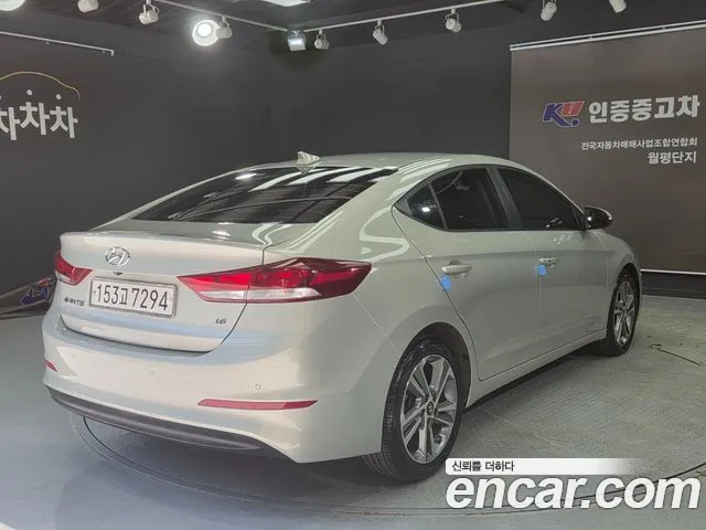 Hyundai Avante 2018 thumb 5