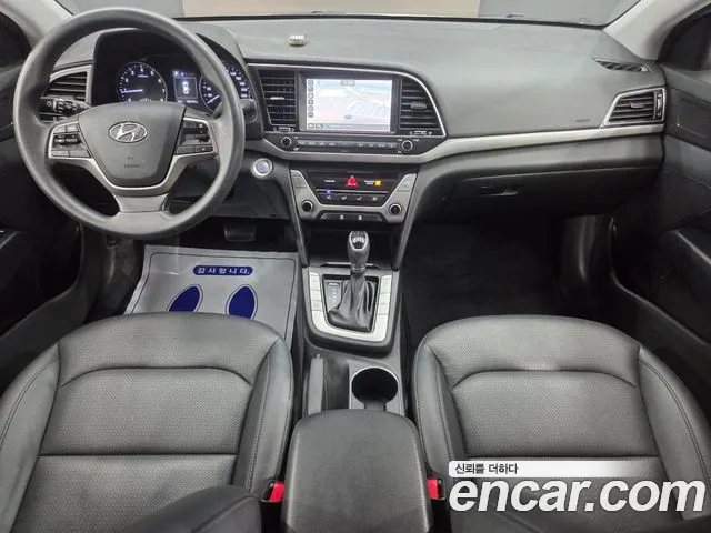 Hyundai Avante 2018 thumb 9