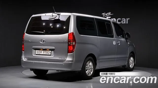 Hyundai Starex 2015 thumb 2