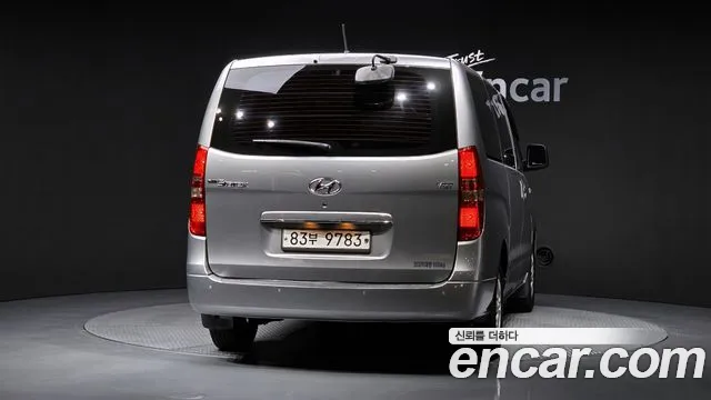 Hyundai Starex 2015 thumb 4