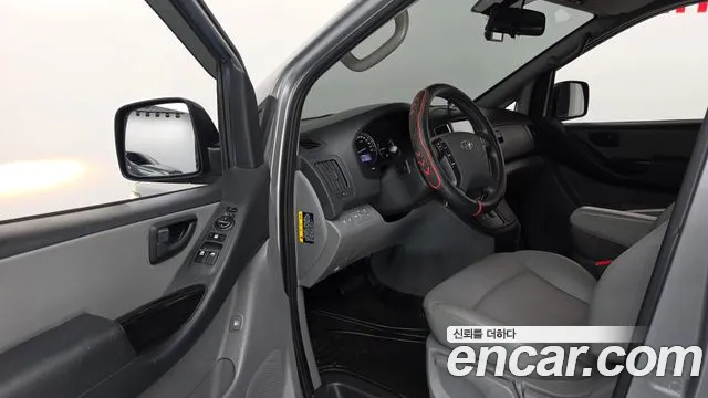 Hyundai Starex 2019 thumb 10