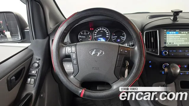 Hyundai Starex 2019 thumb 12