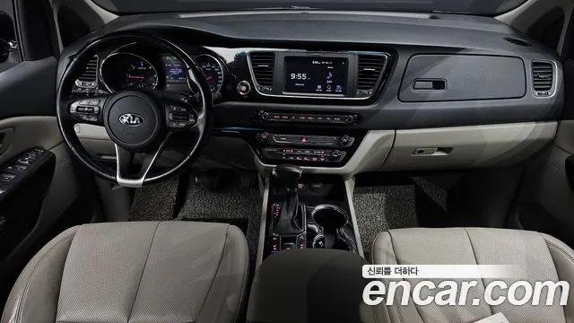 Kia Carnival 2018 thumb 7